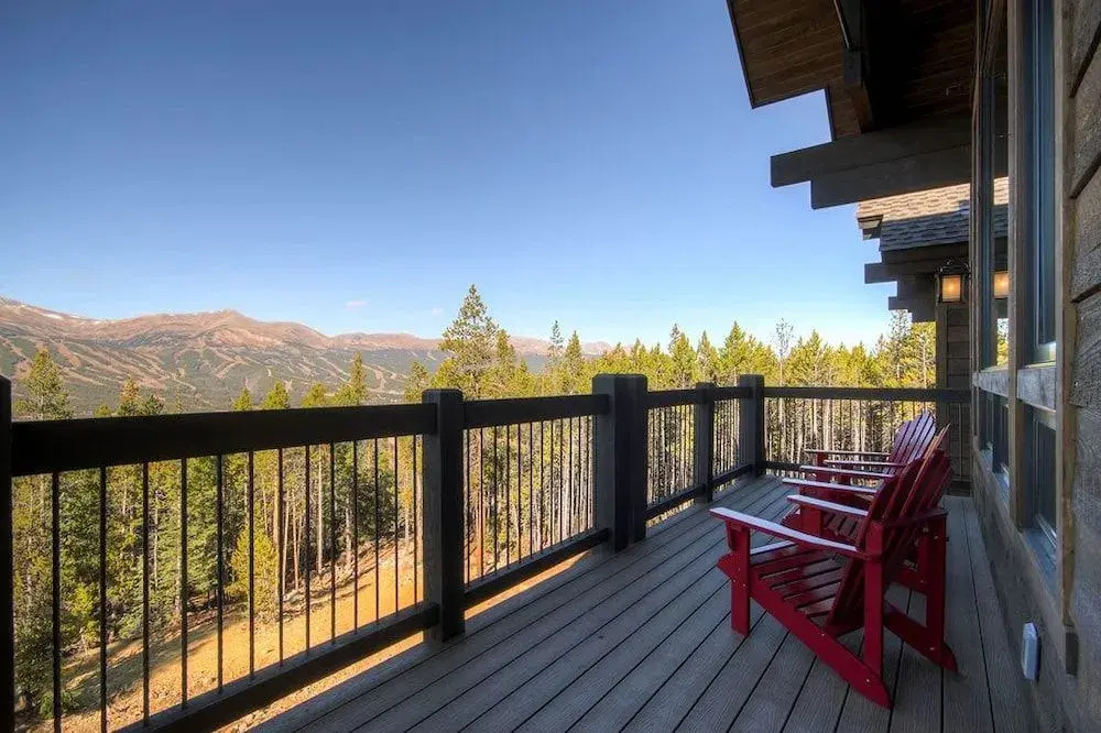 Three Sisters Lookout - Private Home by RedAwning