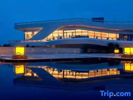 Luoxiang Holiday Apartment (Zhapo Beiluowan Shop)