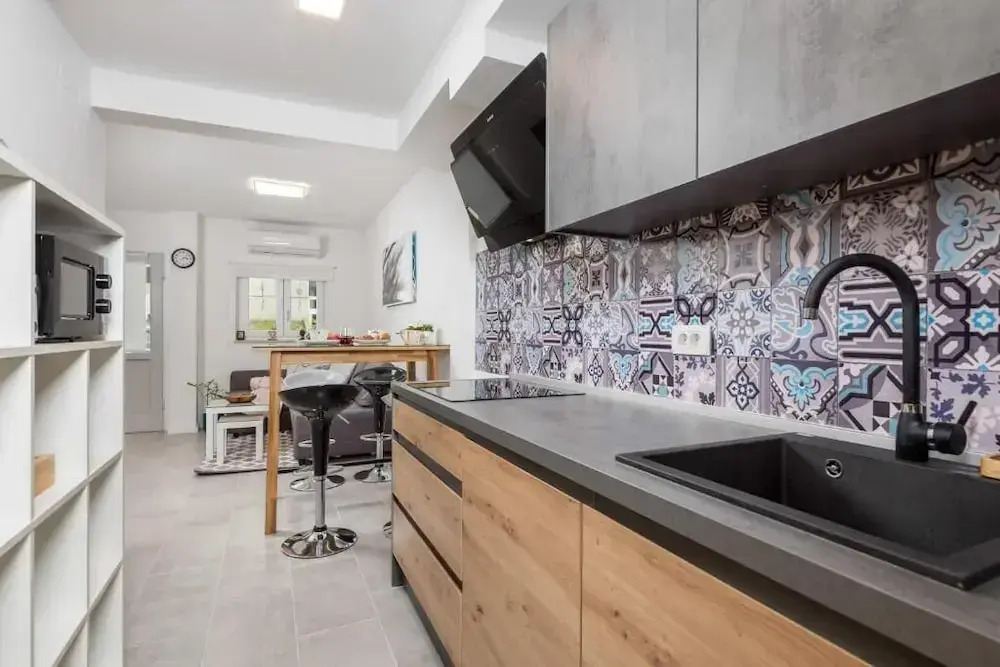 Apartments Bako
