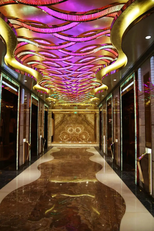 Zhongyang Goldnugget Hotel