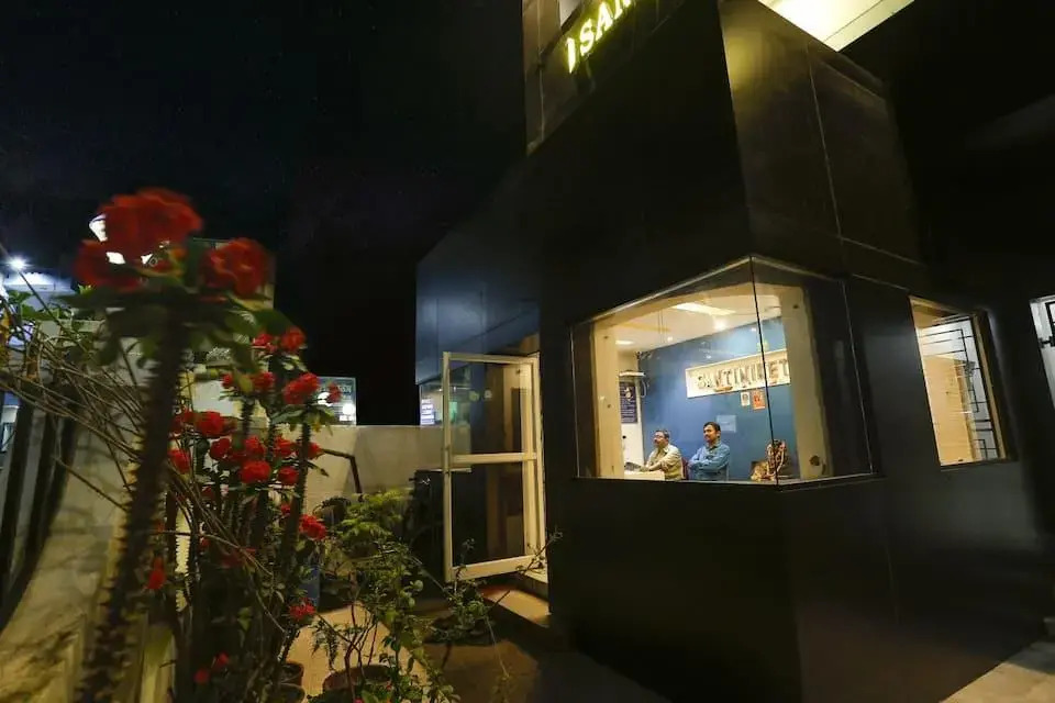 Hotel Santiniketan