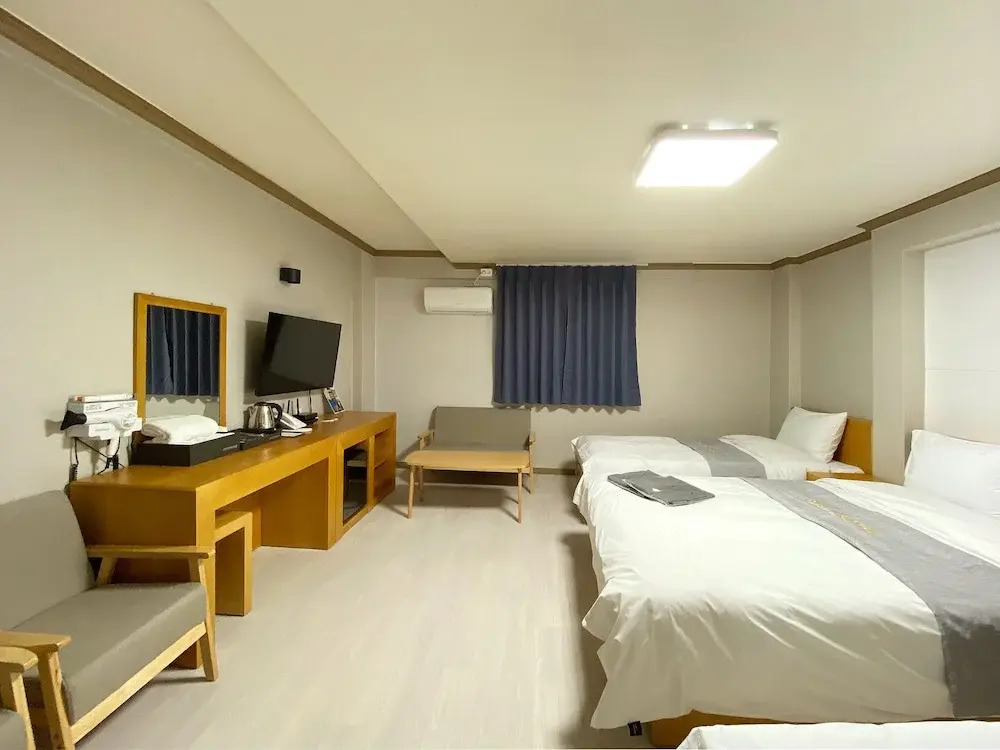 Suanbo Hot Spring Healing Hotel