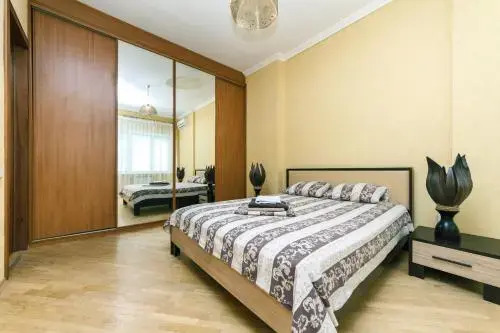 Apartment on Khreshchatyk