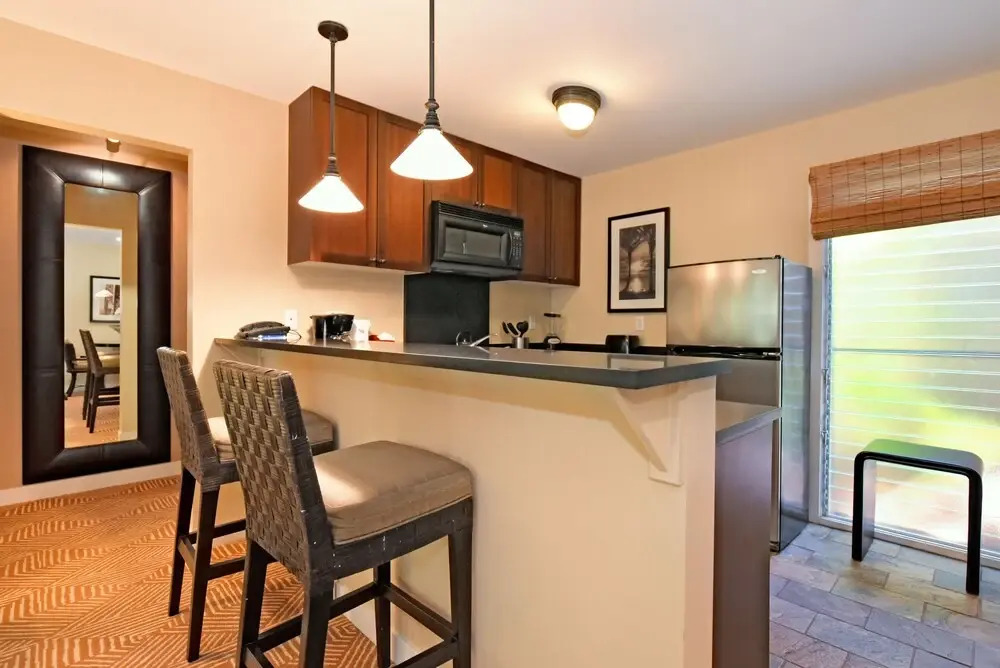 Aina Nalu K102 2 Bedrooms 2 Bathrooms Condo