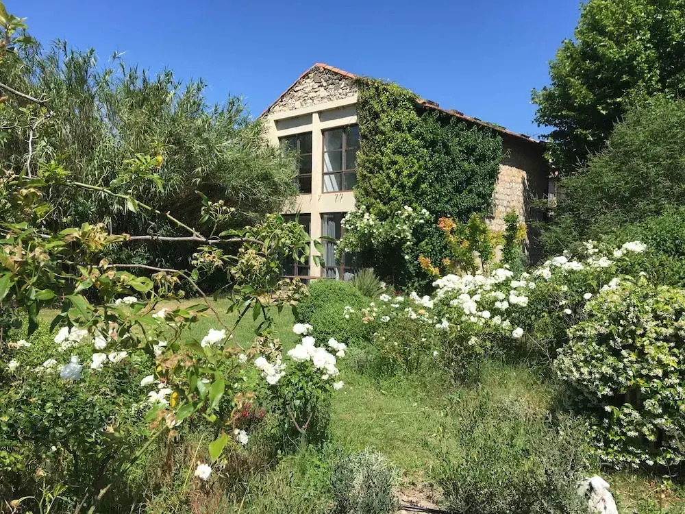 Villa Vilo Your Paradise in the Heart of Alpilles