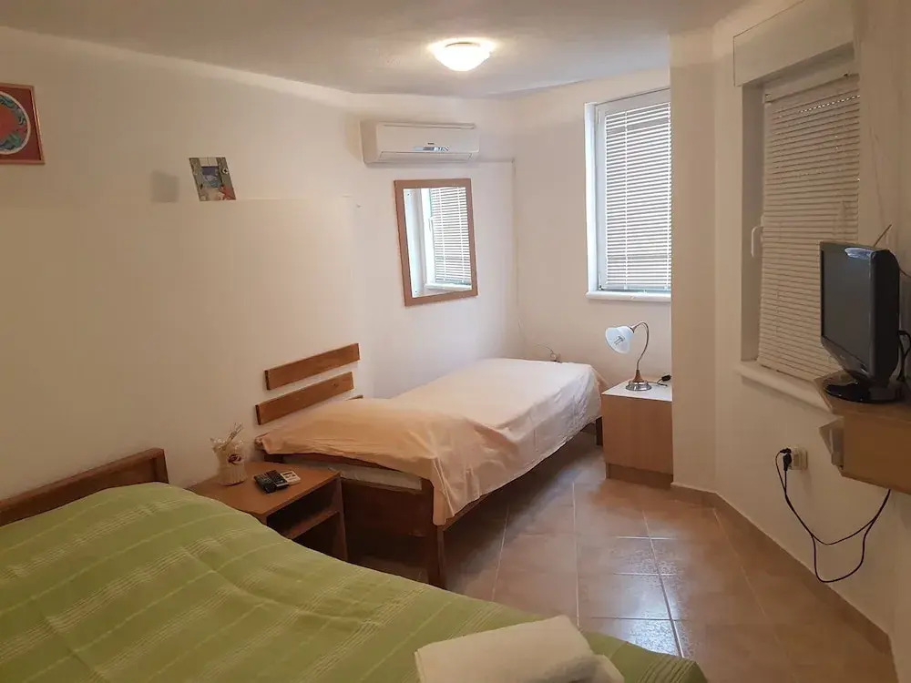 Apartments Mesic