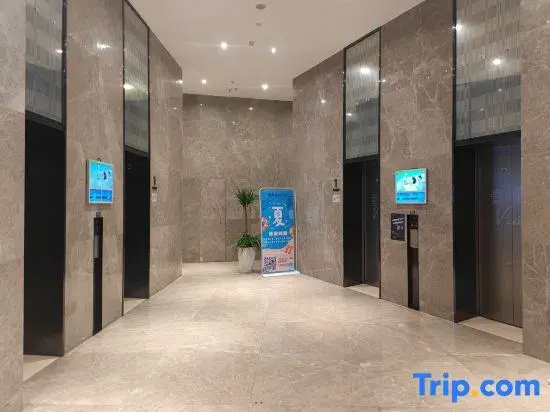 Wuxiang LOFT Seaview Holiday Beauty Hotel (Shenzhen Bohai City V Mansion)