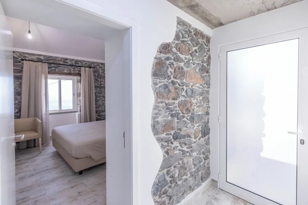 Stay in our cozy and wonderful Casa da Rosinha