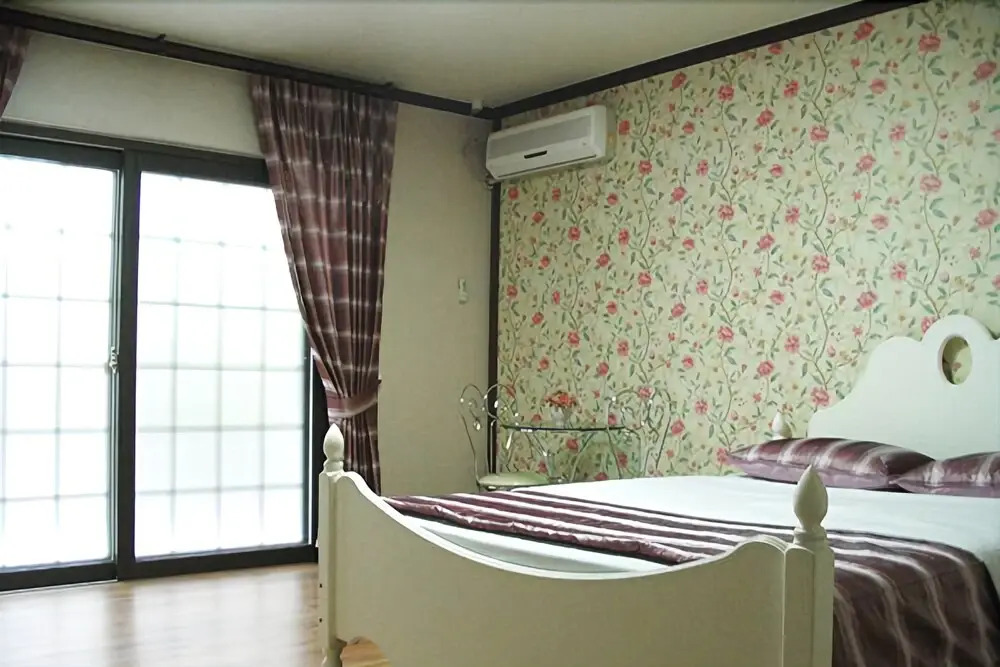 Boryeong Blue Hill Pension