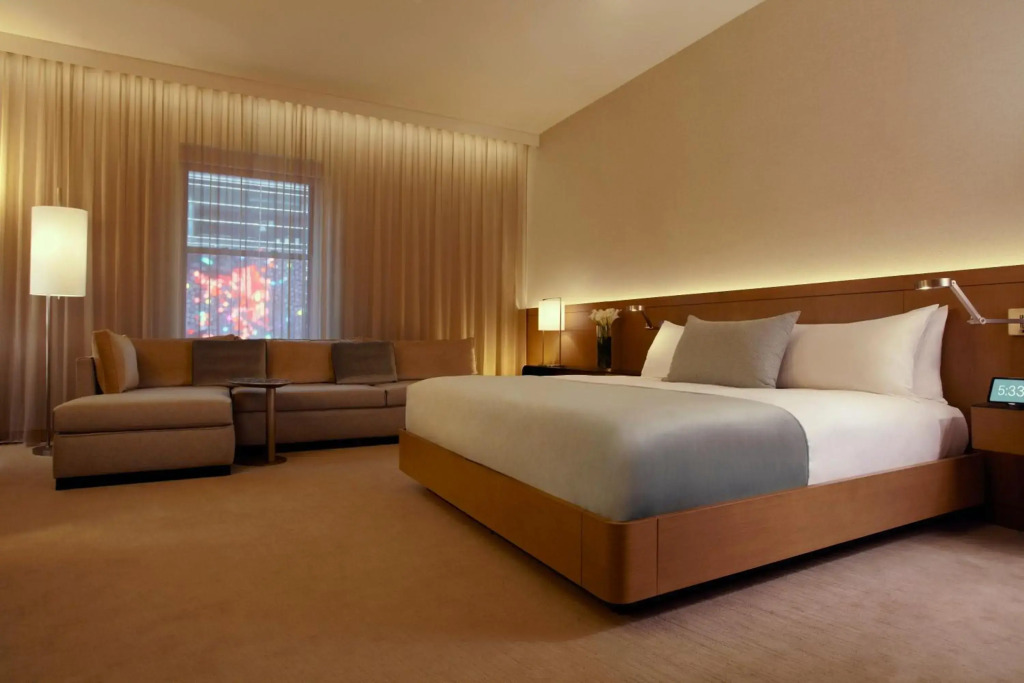 The Knickerbocker Hotel