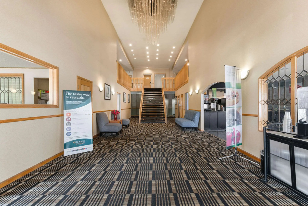 Quality Inn & Suites Portage Central