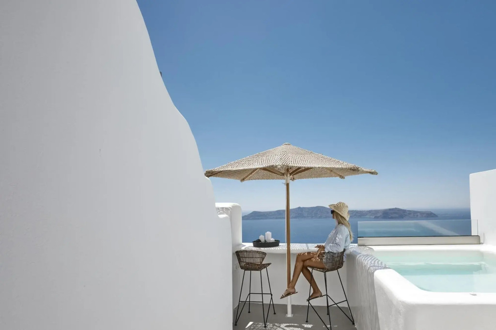 U & ME SUITES