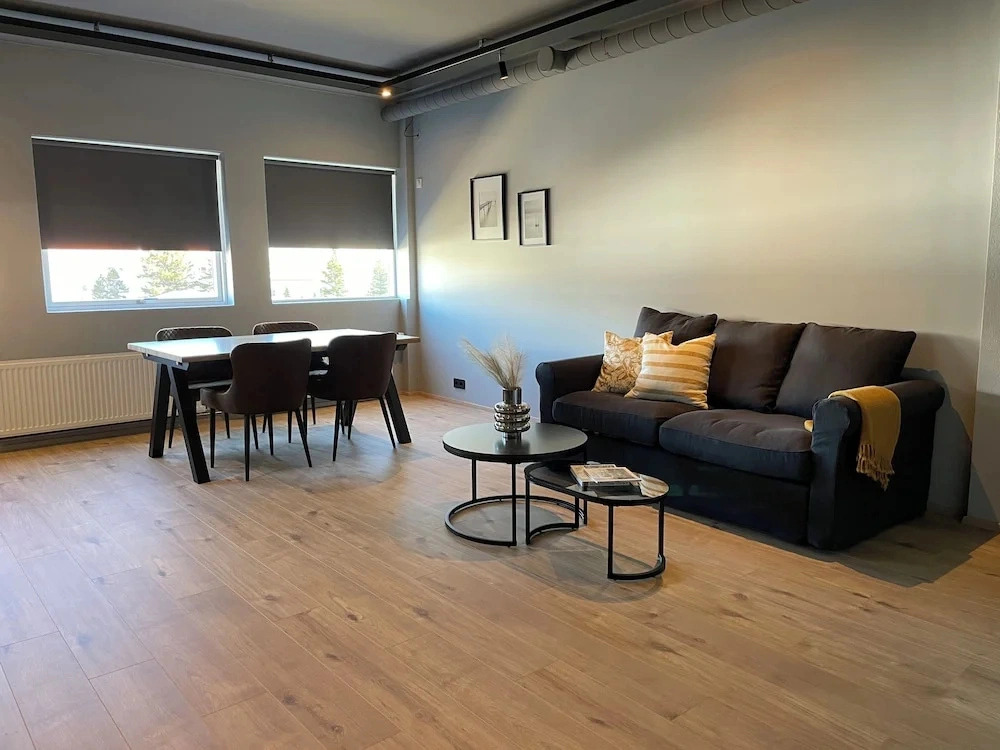 North Apartment 204