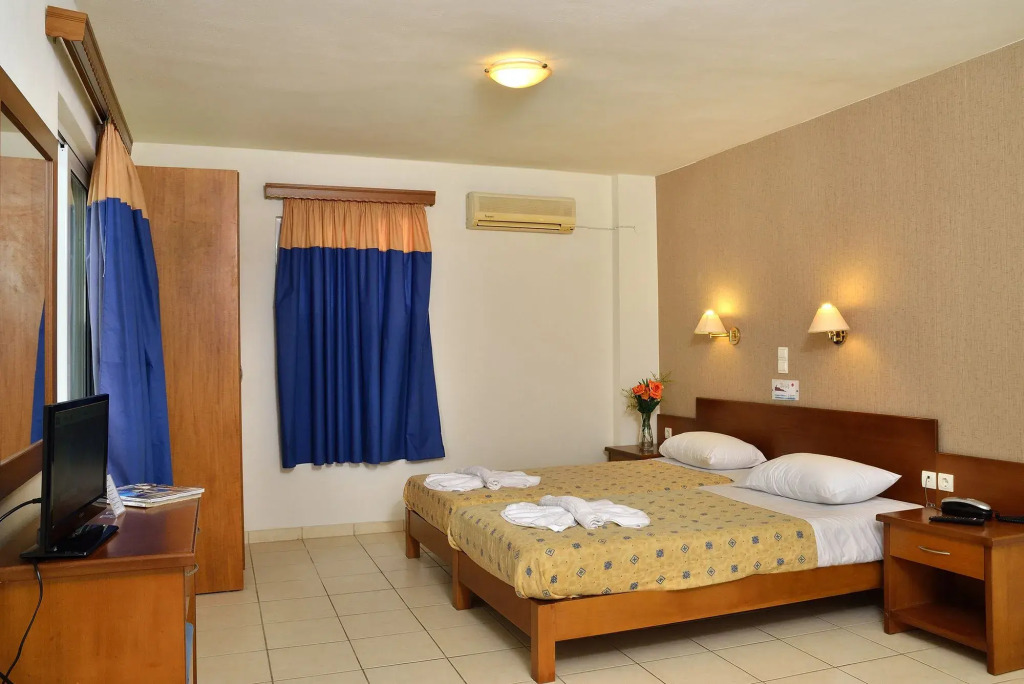 Akatos Hotel