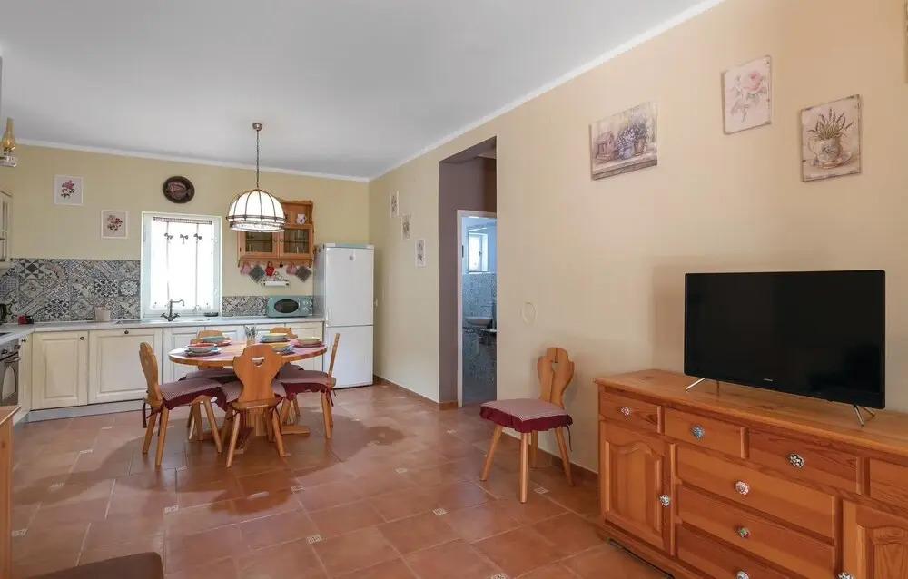 Gorgeous Home In Krnica