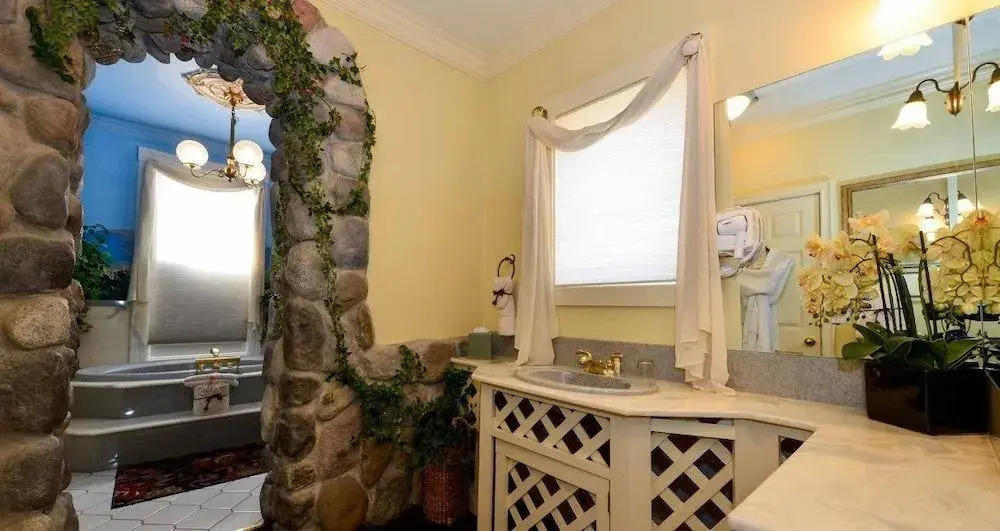 The Anniversary Inn - South Temple