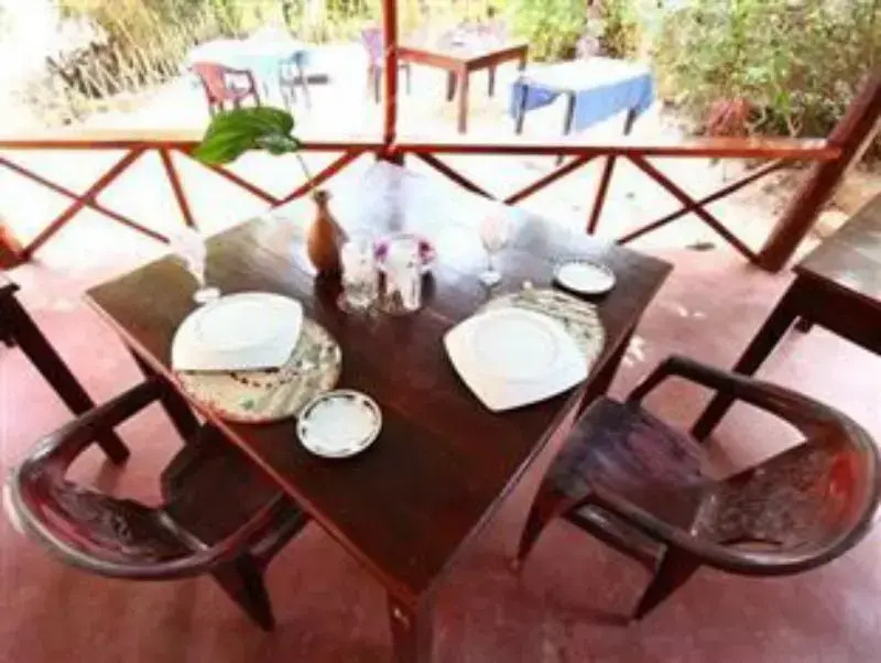 Vista Rooms Near Mirissa Beach 5