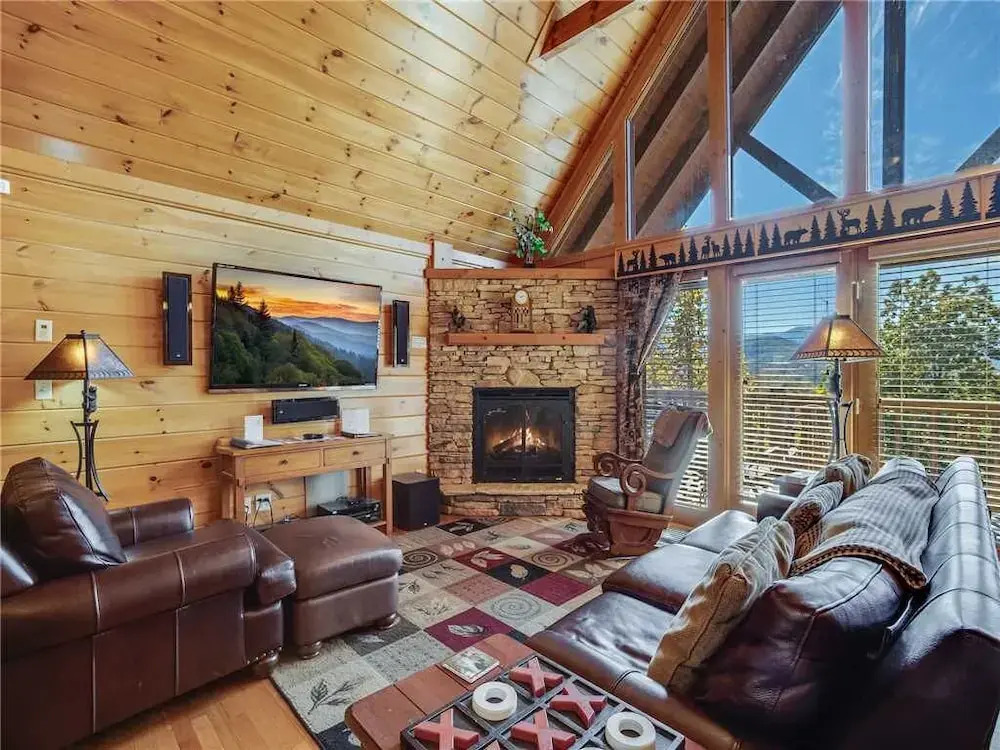 Bear Slide 4 Bedroom Home with Mountain View