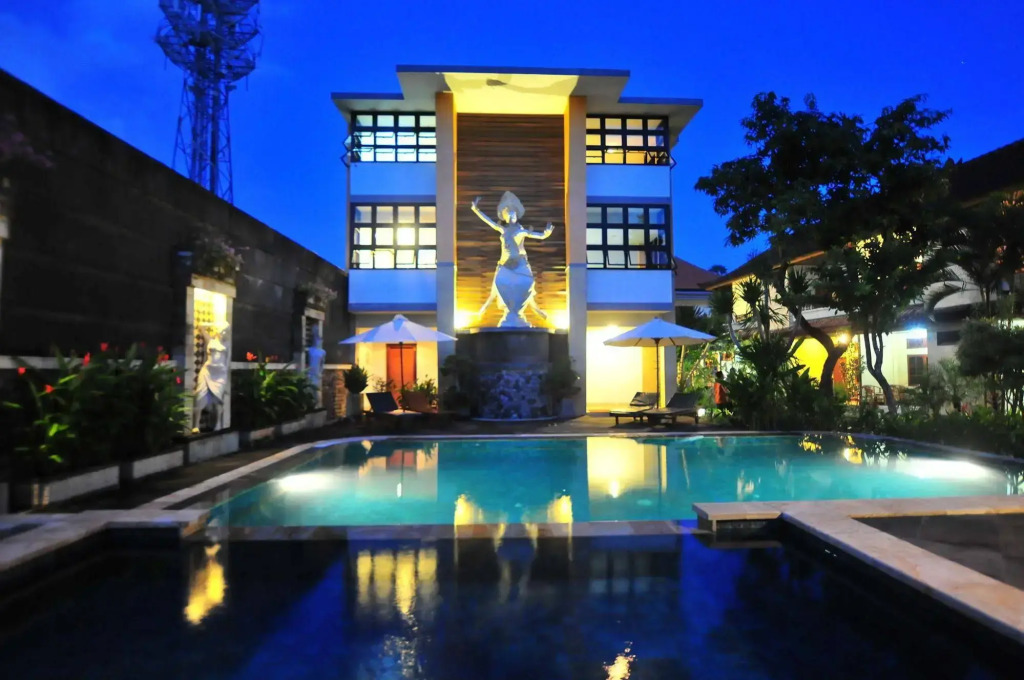 Sandat Hotel Legian