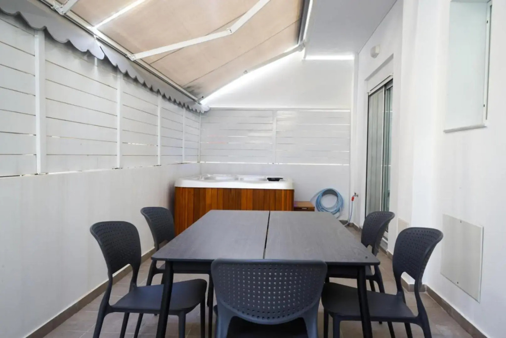 Rodini House