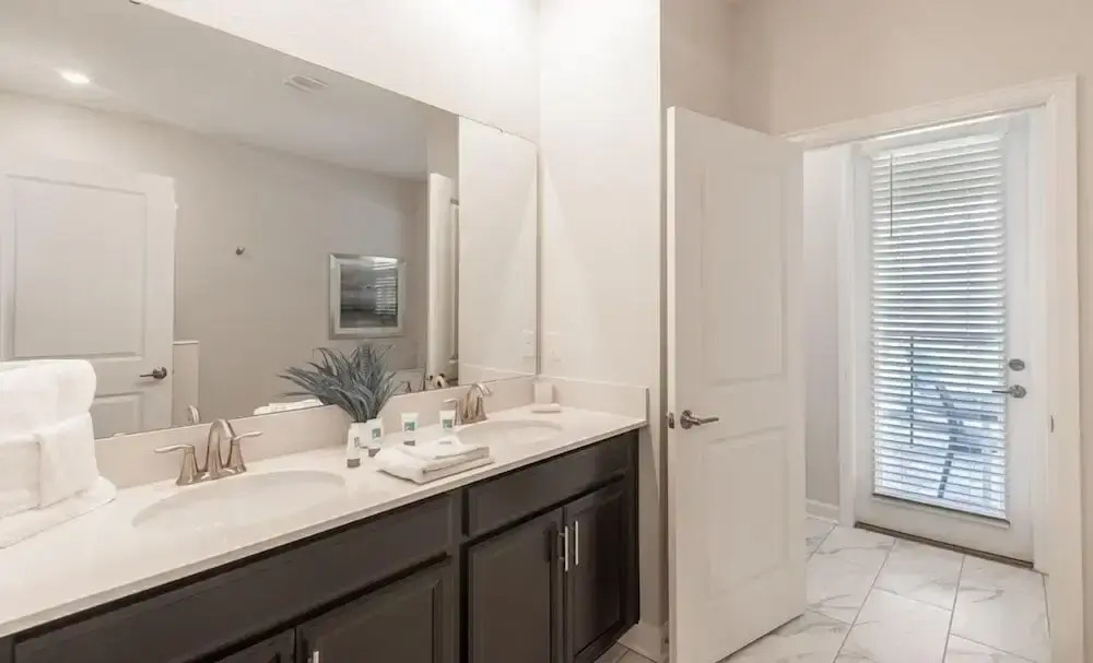 820dsd - The Retreat At Championsgate 7 Bedroom Home by RedAwning