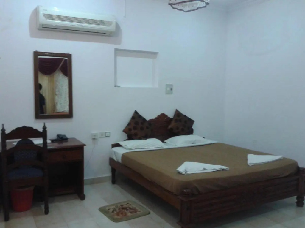 Raja Park Beach Resort