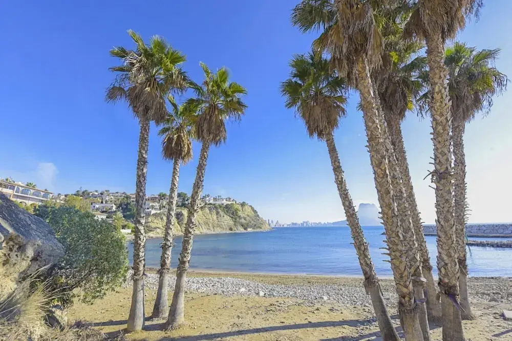 Apartment - 2 Bedrooms with Pool and Sea views - 104993