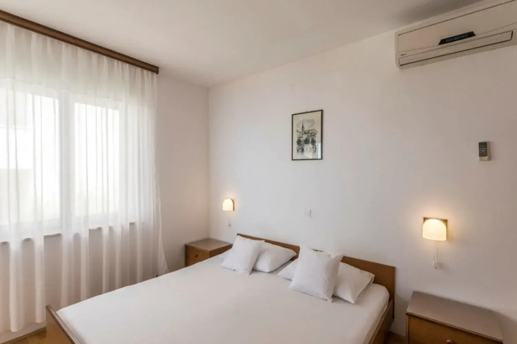 Vedra- Free Parking And Close To The Beach - R1
