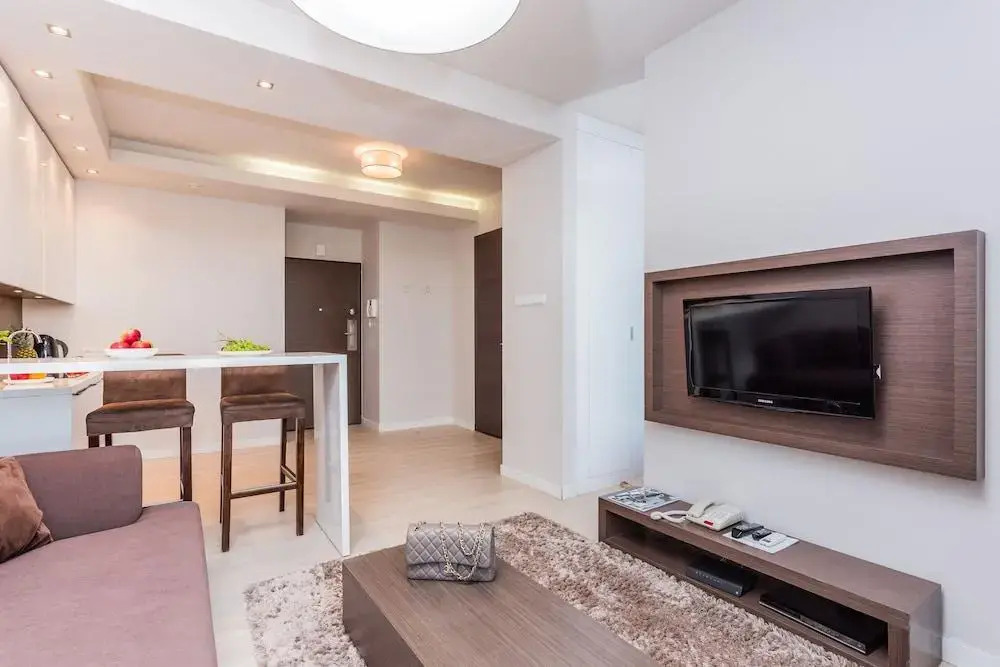 Chopin Apartments - Platinum Towers