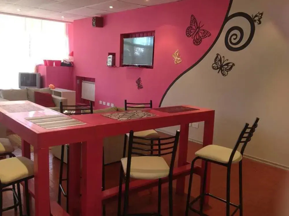 Italia Inn Hostel