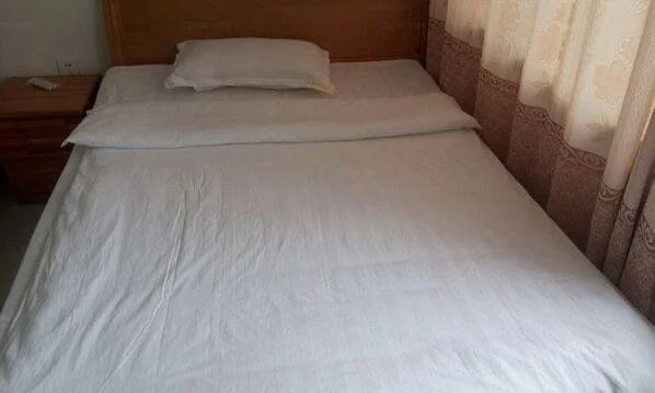 Yishui Hengyuan Express Inn