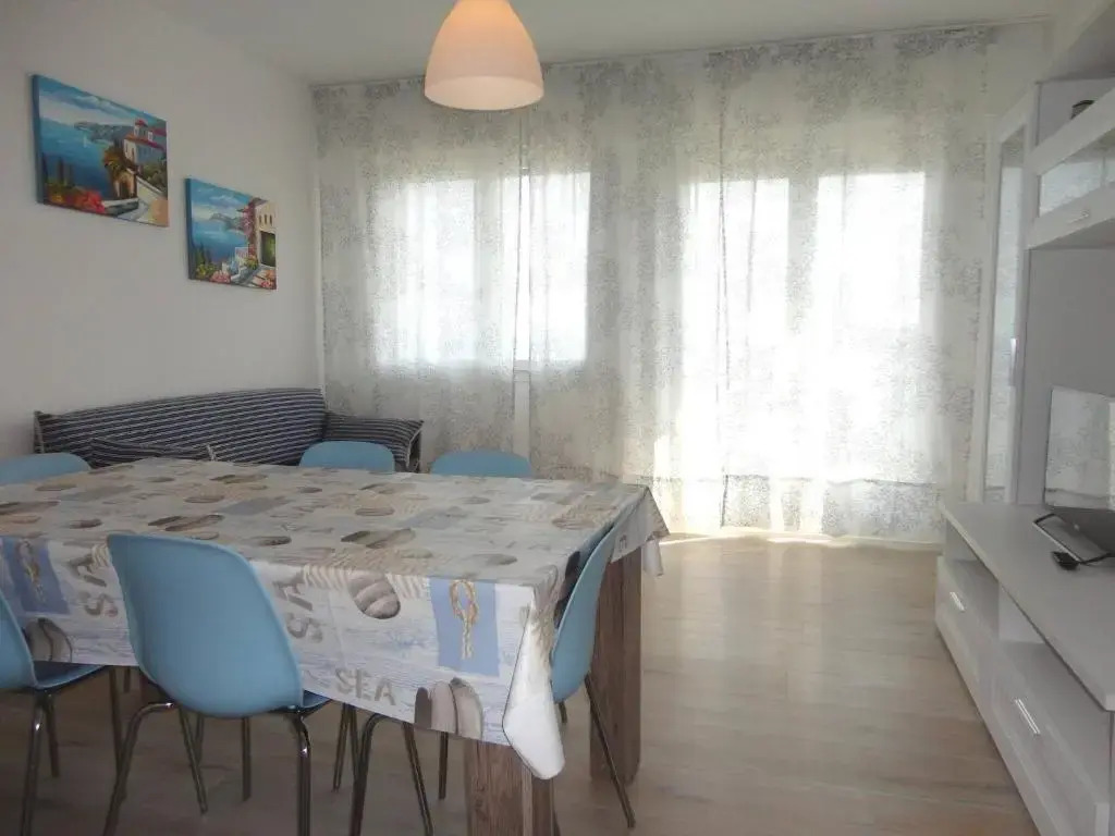 Wonderful Beachfront Apartment-beahost