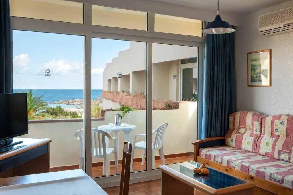 Apartamentos Portu Saler