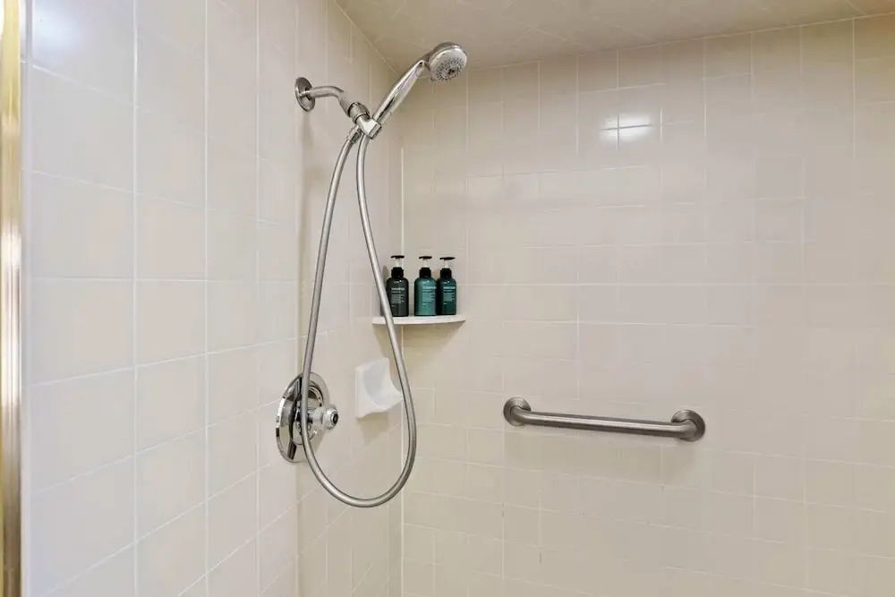 Cozy Condo - Stay for 9