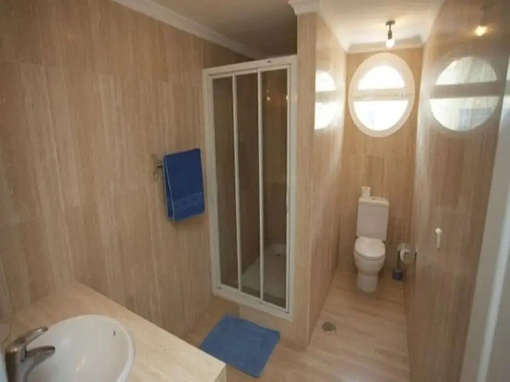 Beach Site N 12. Your Private Two-Bedroom Sanctuary One Minutes From The Beach
