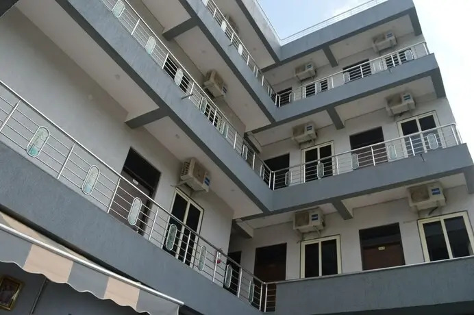 Vyanjan Hotel And Restaurant