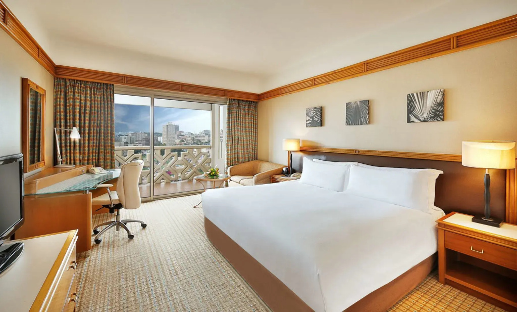 Hilton Yaounde