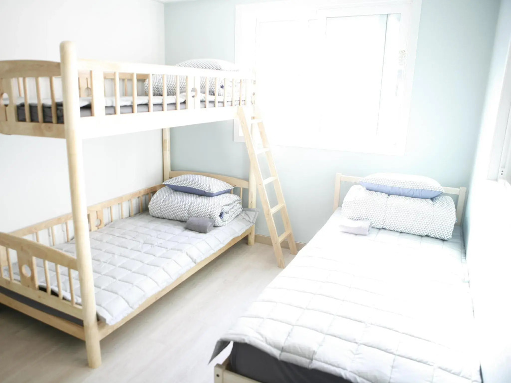 Twin Rabbit Guesthouse