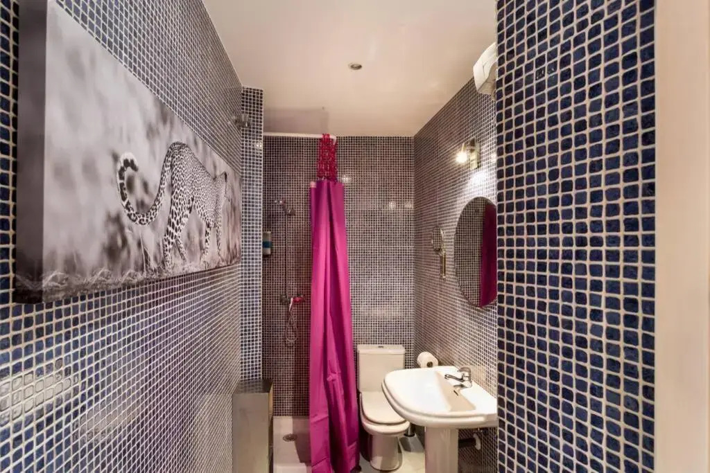 Pretty Duplex In Bohemian District-City Center