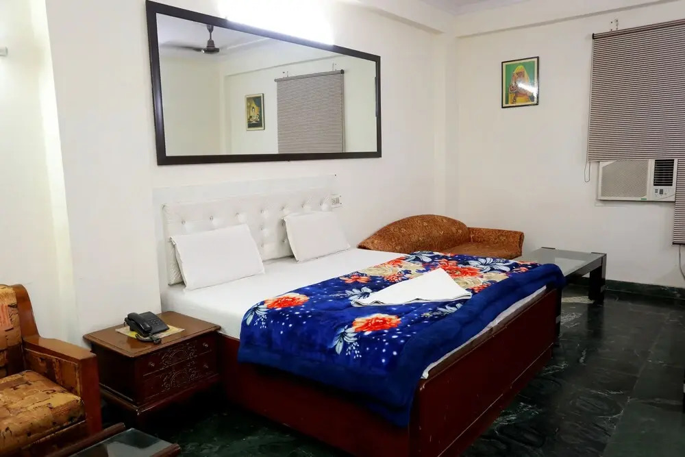Hotel Swisston Palace