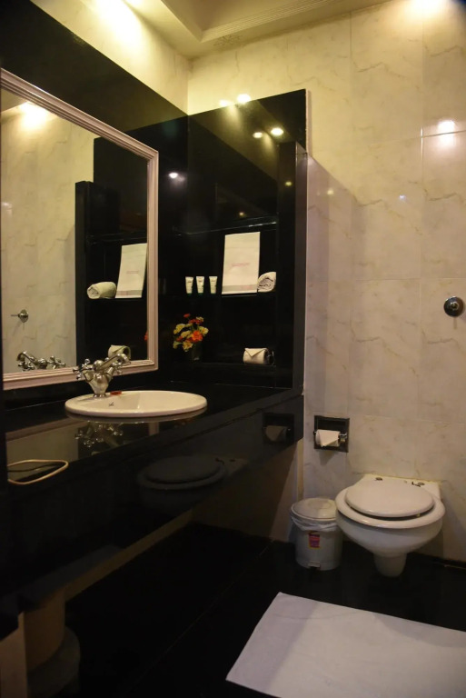 Hotel Kamal Palace
