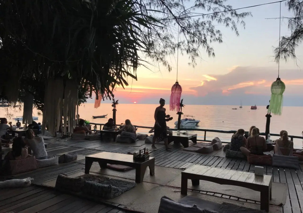 AC 2 Resort