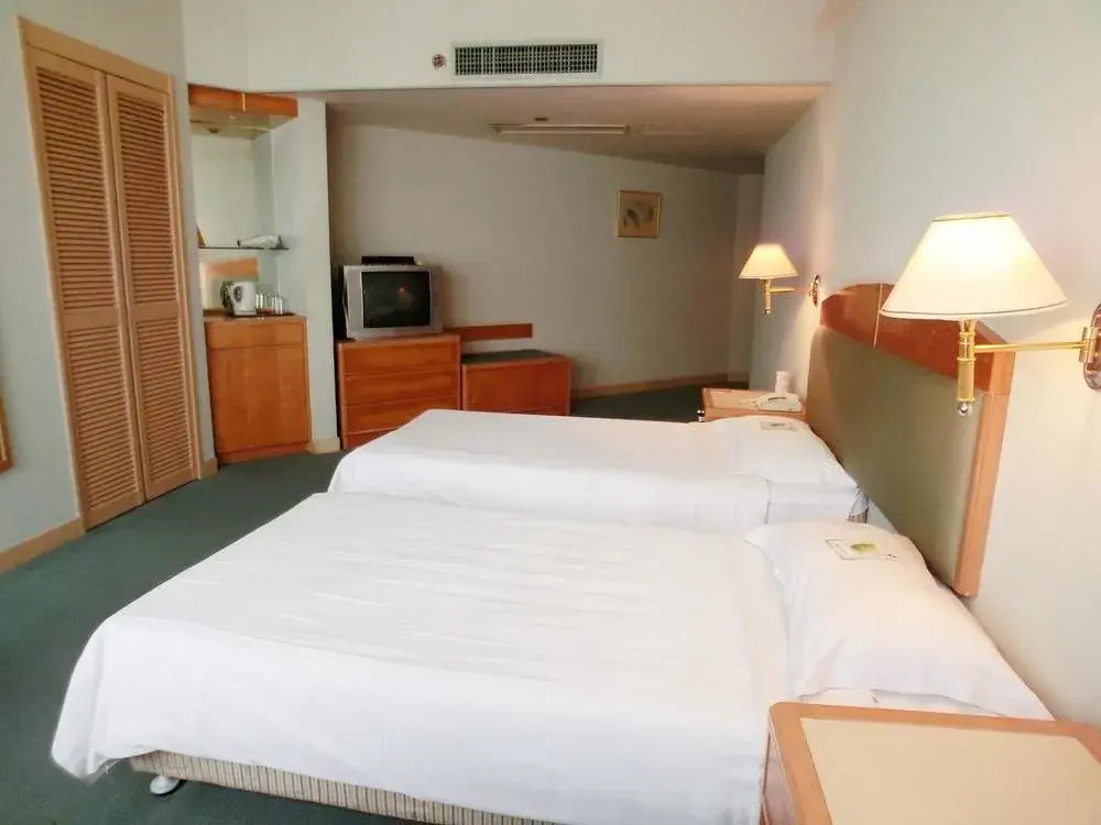 International Financial (Jasper) Hotel