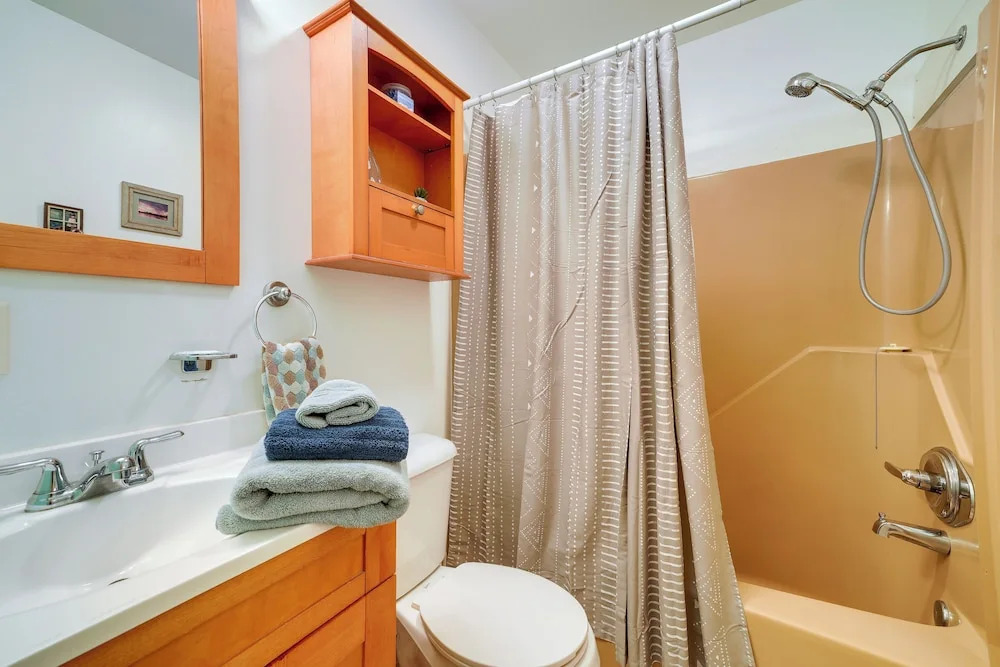 Kitty Hawk Vacation Rental w/ Private Pool!
