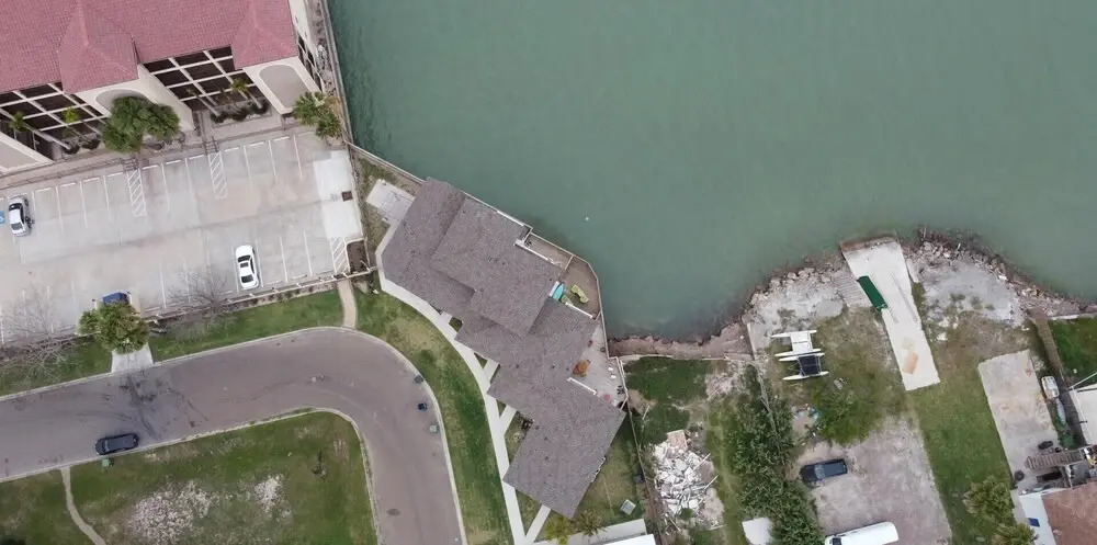 New Waterfront Bungalow Fishermans Paradise 2 Bedroom Home by RedAwning