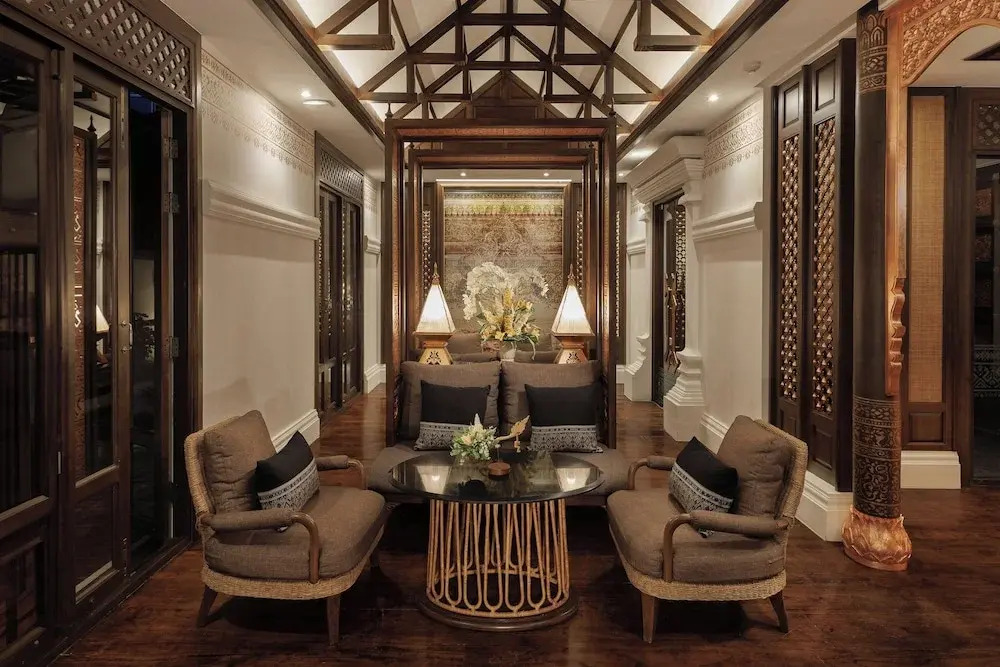Akira Thaphae Hotel