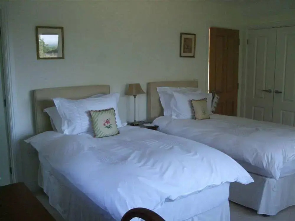 Long Range Hotel