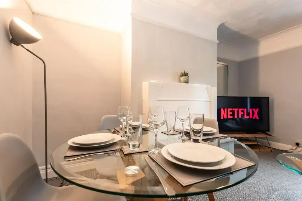 BEST PRICE! Perfect Gunwharf Accommodation