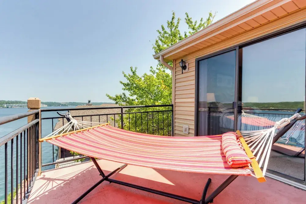 Pool Access + Views: Waterfront Lake Ozark Escape