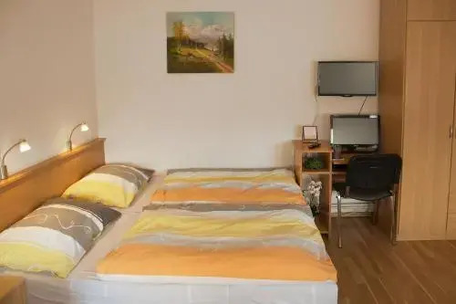 Apartment Abricos